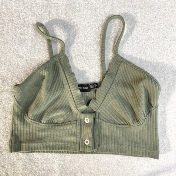 SOLD-Pretty Little Thing Green Ribbed Button Up Bra Top Crop Top 4 - Picture 12 of 14